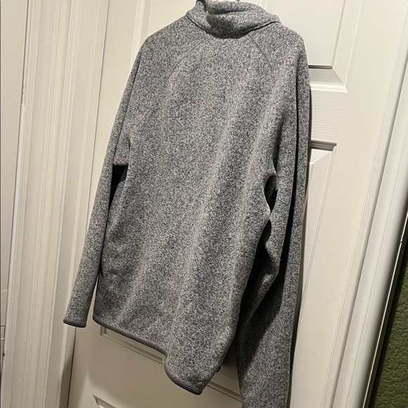 Patagonia Heather Gray Fleece Jacket/Sweater - Picture 4 of 4